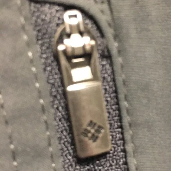 COLUMBIA Gray Omni-Shield Advanced Repellency Cropped Capri Pant Women's Size 6 - Picture 6 of 6